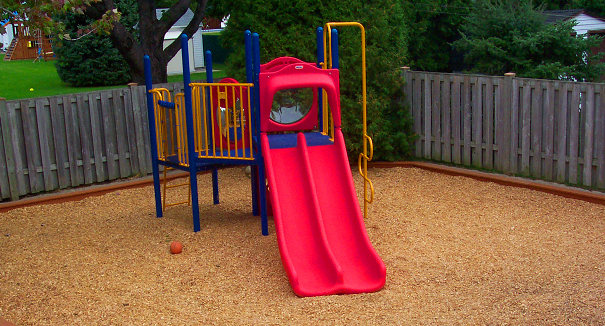 Module de jeux - Produits et services de Manik Éco-Loisir - Aménagement d'aires de jeu pour CPE, garderies, parcs et écoles